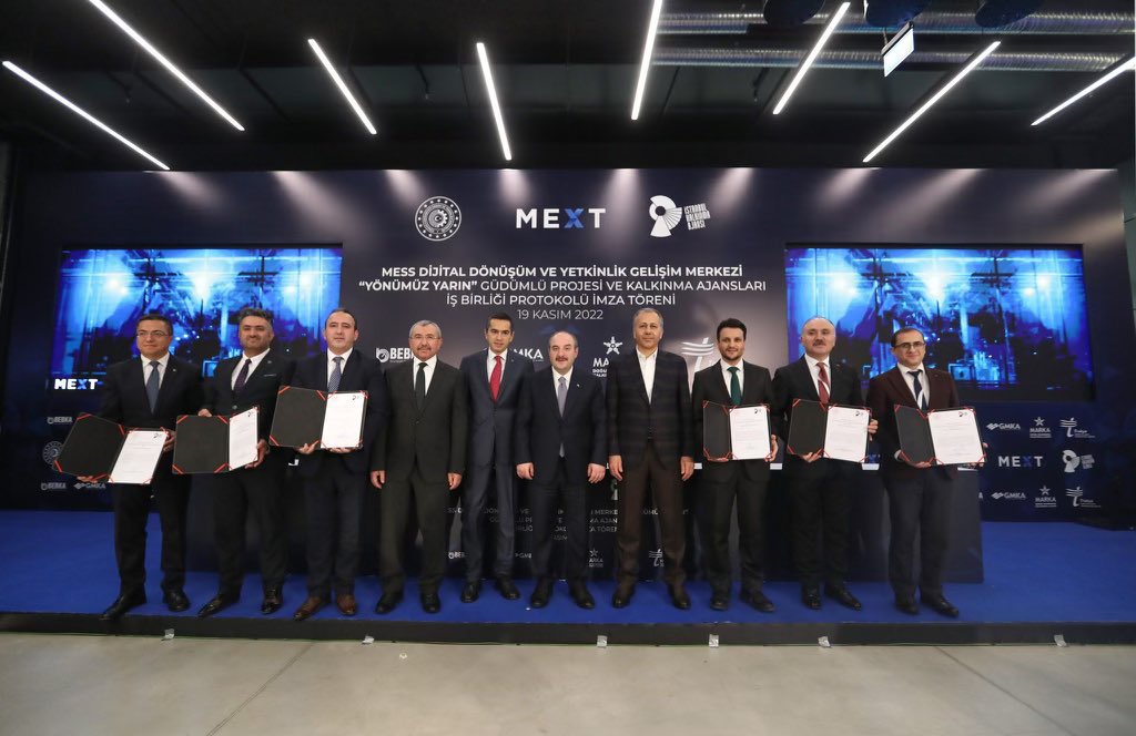  “MESS Dijital Dönüşüm ve Yetkinlik Gelişim Merkezi: Yönümüz Yarın Güdümlü Projesi”nin sözleşme imza töreni yapıldı.